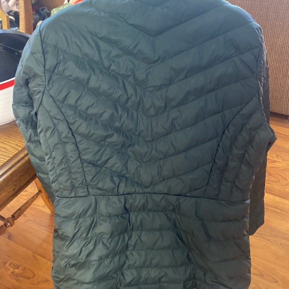 32 degree lightweight jacket - Picture 3 of 6